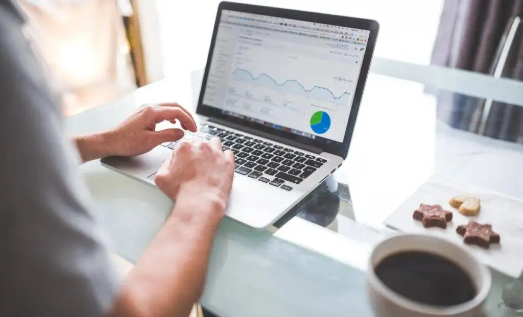 Hero - Comment externaliser le guide du marketing numérique